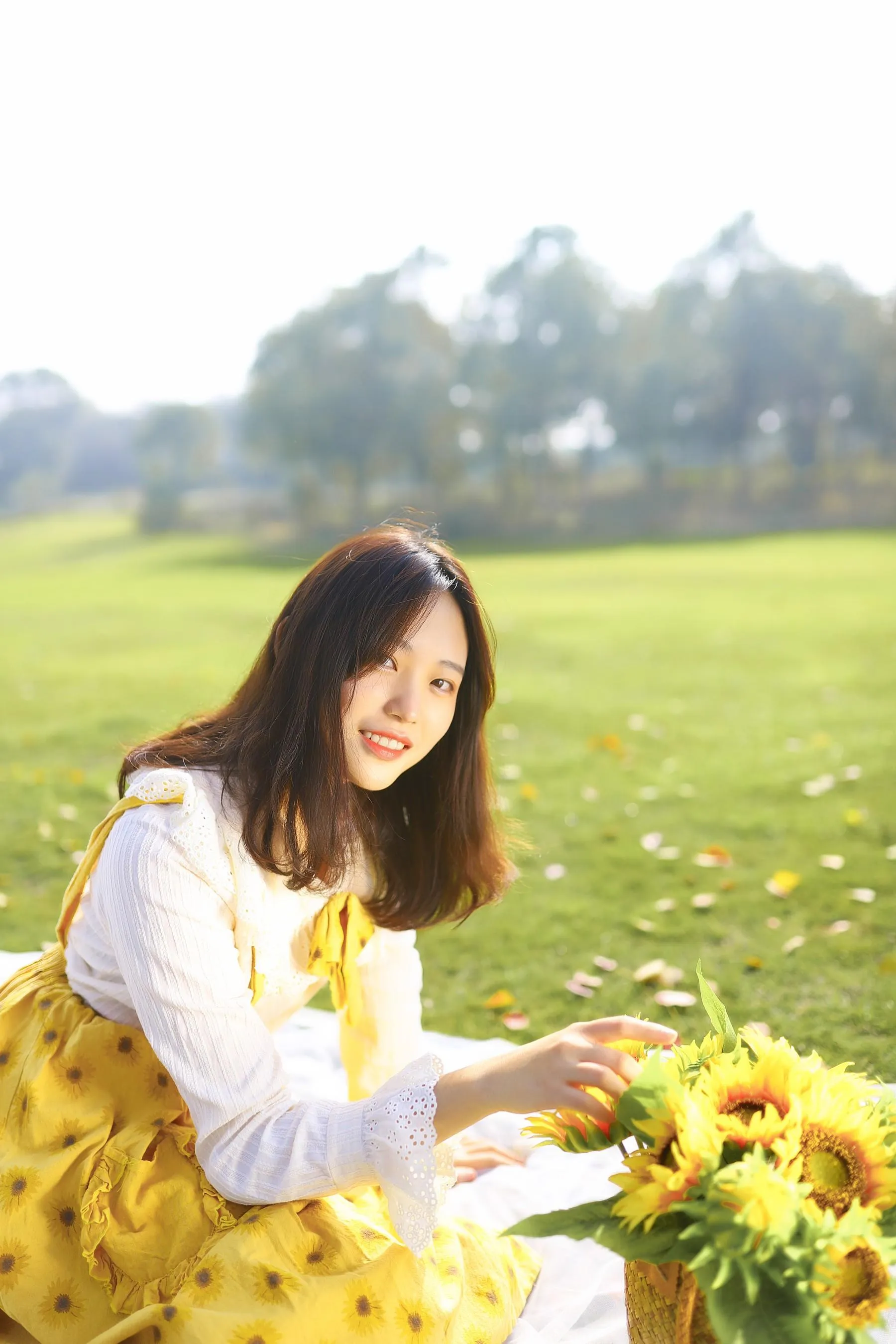 [YITUYU艺图语]2022.08.27 向阳而生 芊芊 [23P]插图1
